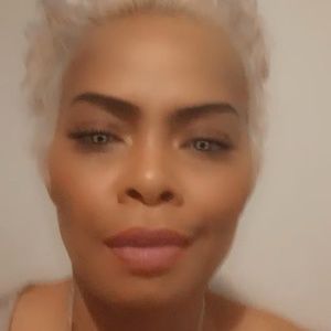 Meet your Posher, Jane